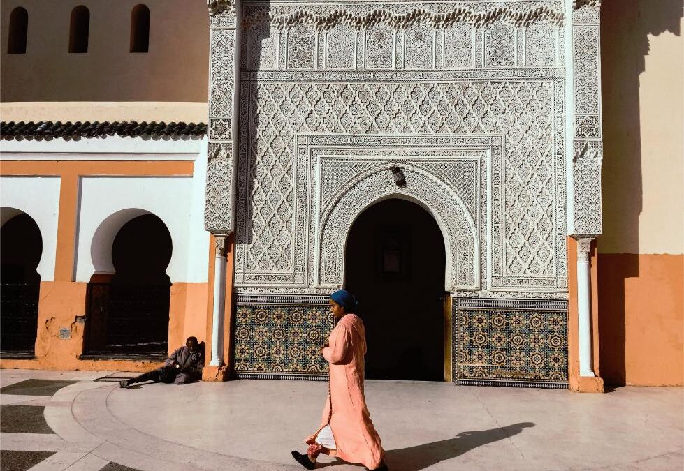 Les pratiques uniques de la voyance au Maghreb : une plongée dans l’ésotérisme arabe